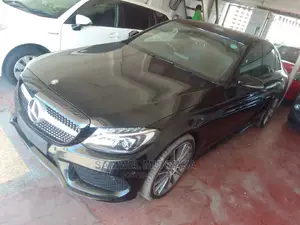 Mercedes-Benz C250 2018 Black