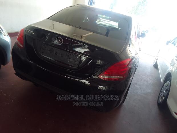 Mercedes-Benz C250 2018 Black - thumbnail 15