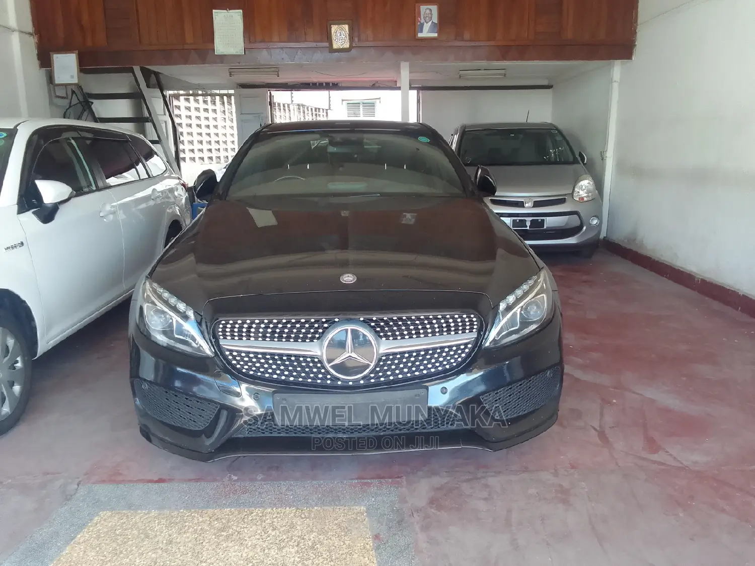 Mercedes-Benz C250 2018 Black