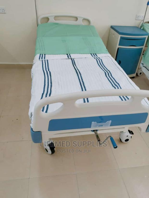 Hospital Bedcovers/ Counterpanes - thumbnail 3