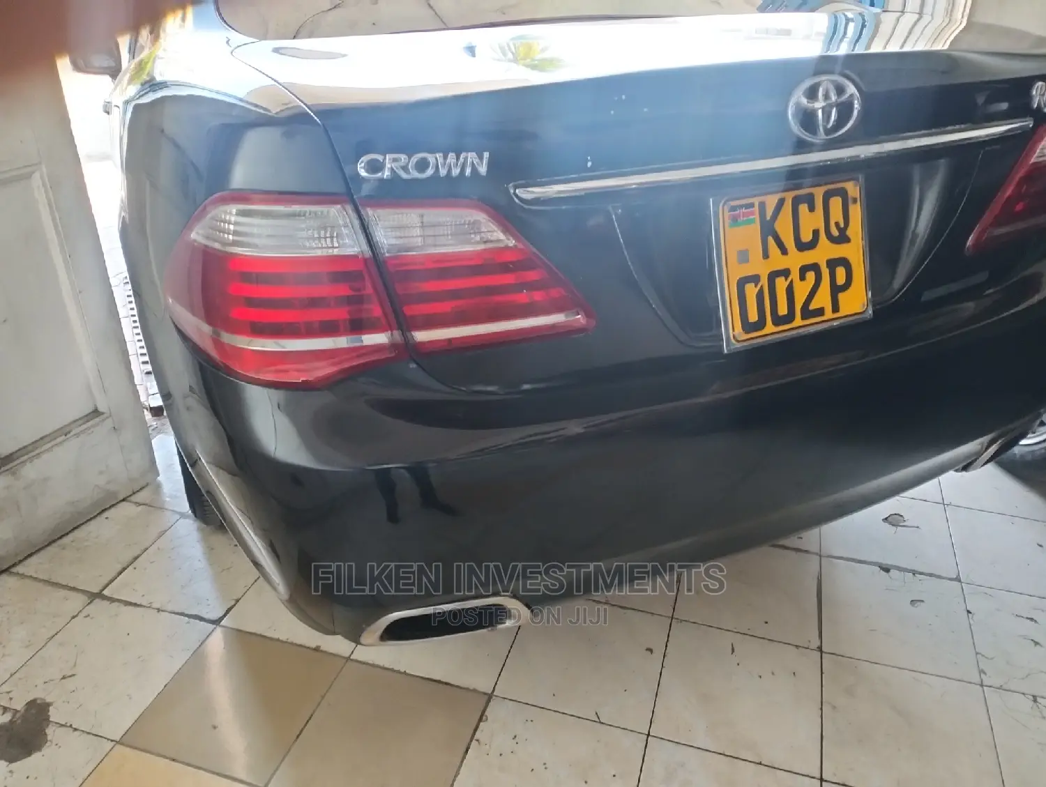 Toyota Crown 2011 Black