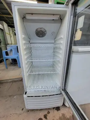 150l Display Fridge