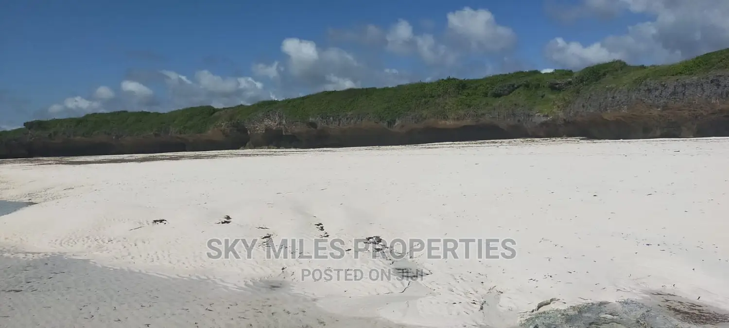 Chumani,10 Acre Beach Plot on Sale