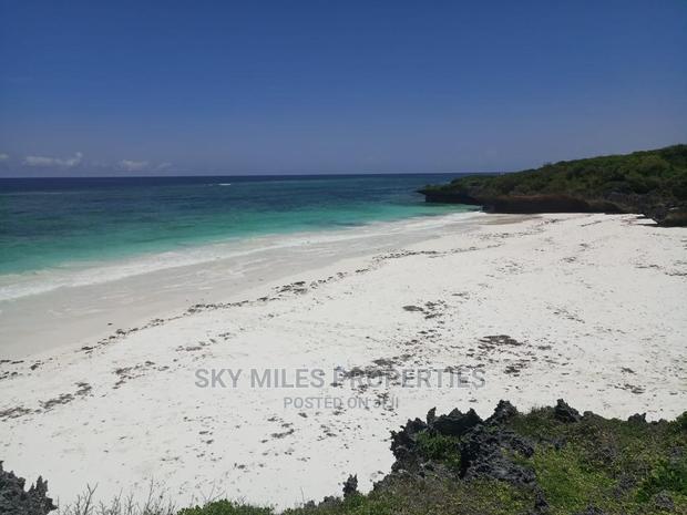 Chumani,10 Acre Beach Plot on Sale - thumbnail 8