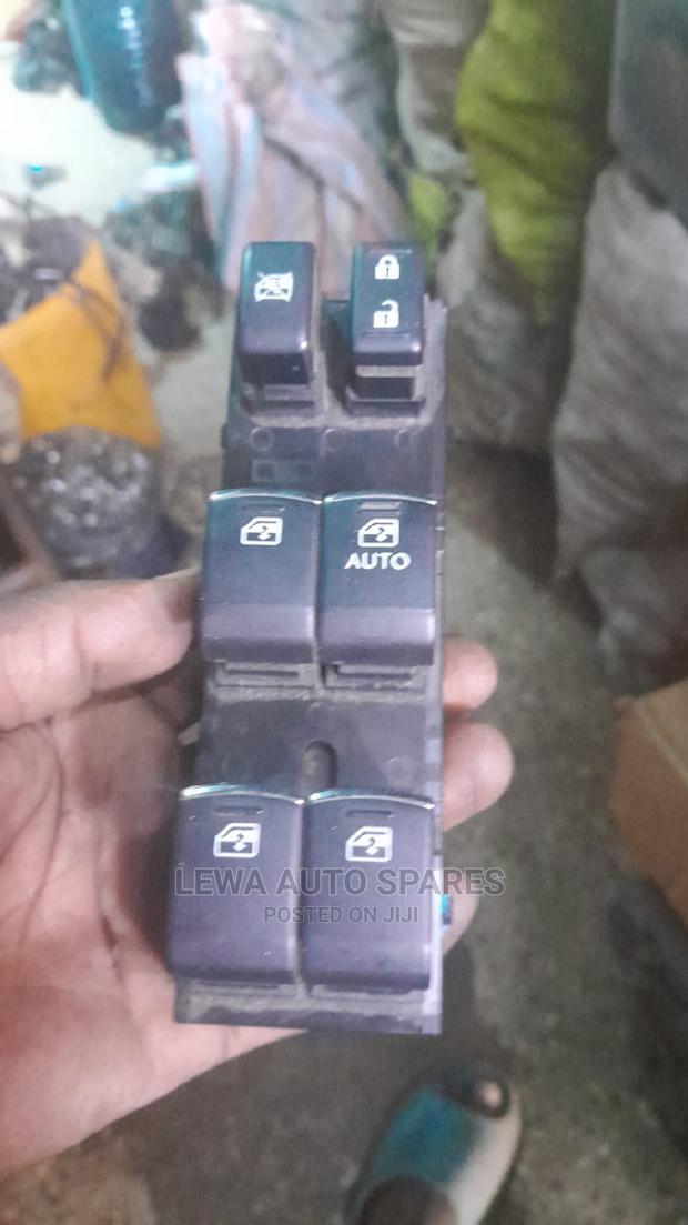 Power Window Switch Subaru BR9 - main view