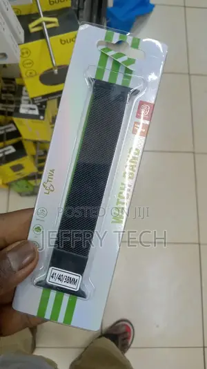 Metal Mesh Magnetic Apple Watch Band 45/44/42mm and 41/40/38