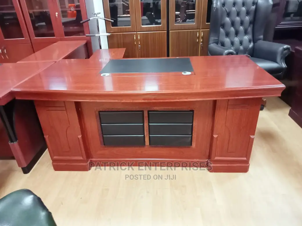 Executive Imported Office Desk 1.6 MTRS