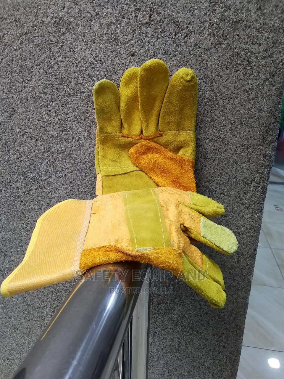 Tuff Rigger Thorn Proof Gloves
