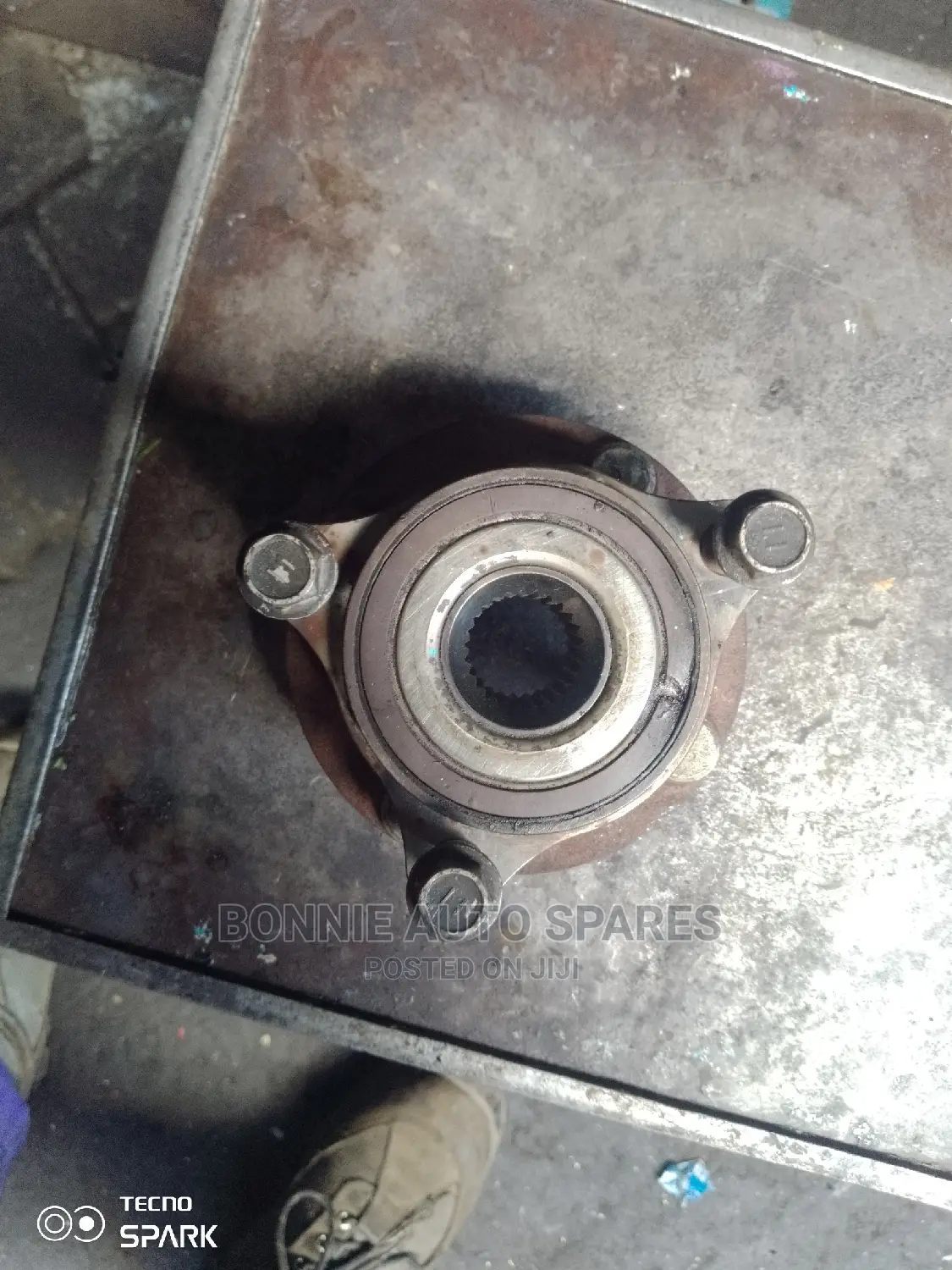 Mazda Demio 2014 Front Hub