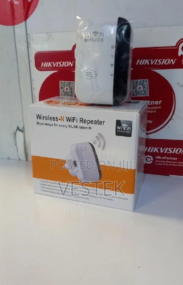 <??/Wireless Wifi Extender 300mbps Curved Wifi Extender>>?