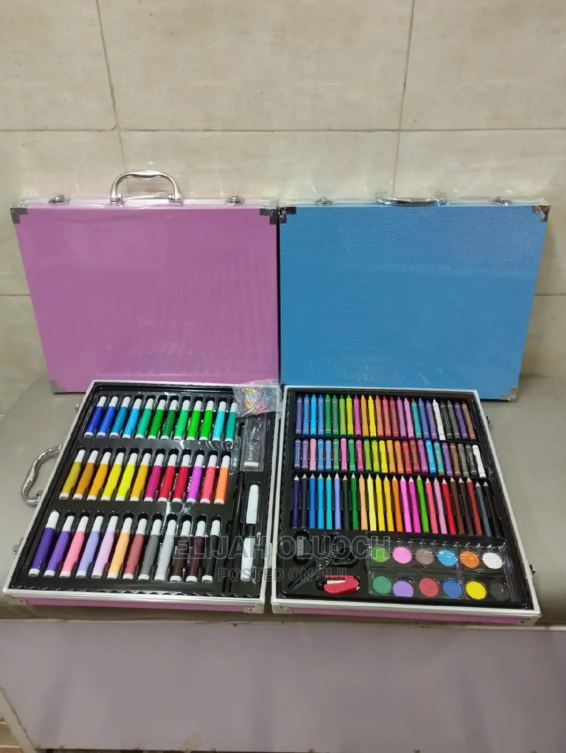 Alluminium Portable 150 PCS Kids Drawing/Painting/Art Set