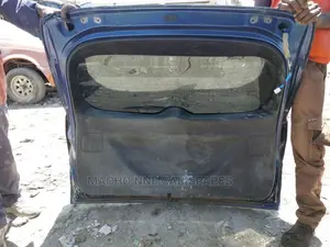 Honda Vezel Hybrid Boot