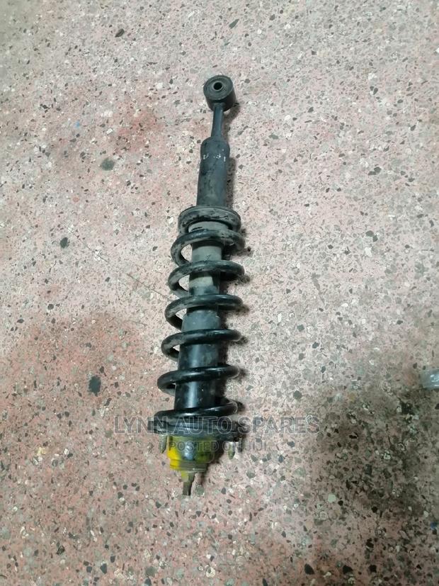 Toyota Hilux Vigo 4wd Front Shock