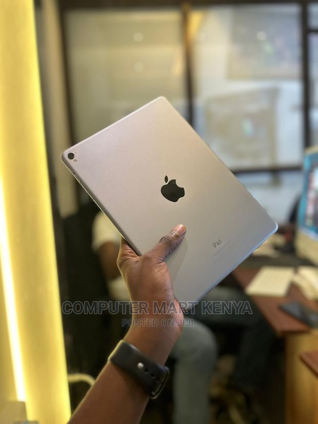 Apple iPad Pro 32 GB Gray - thumbnail 2