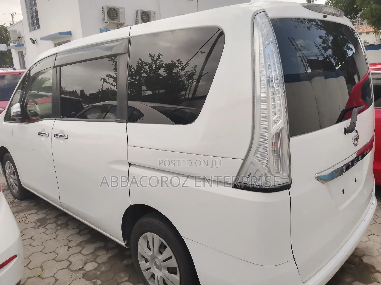 Nissan Serena 2015 White