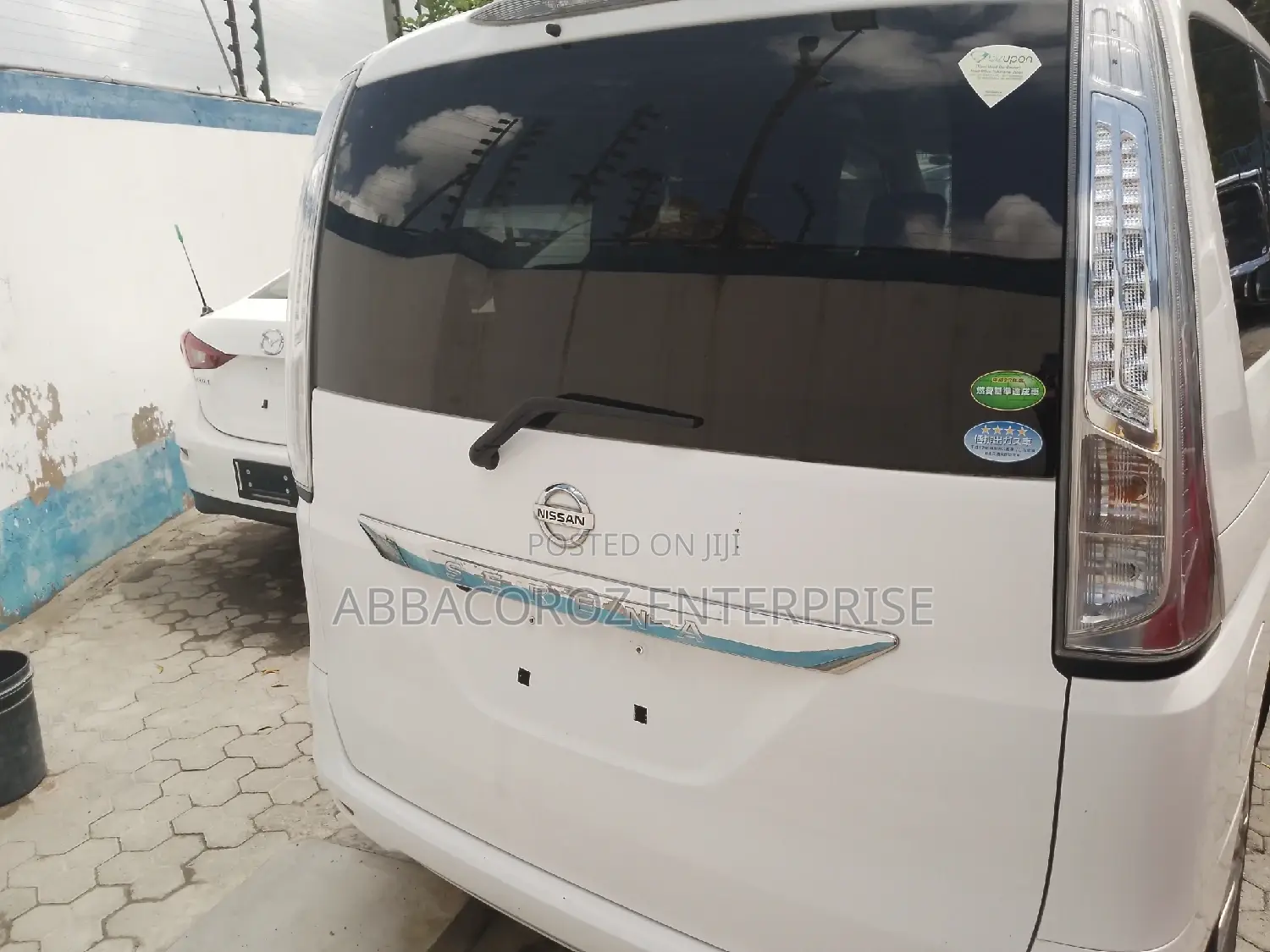 Nissan Serena 2015 White