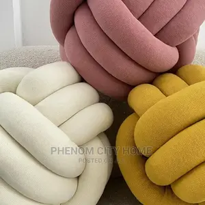 Decor Knot Pillow