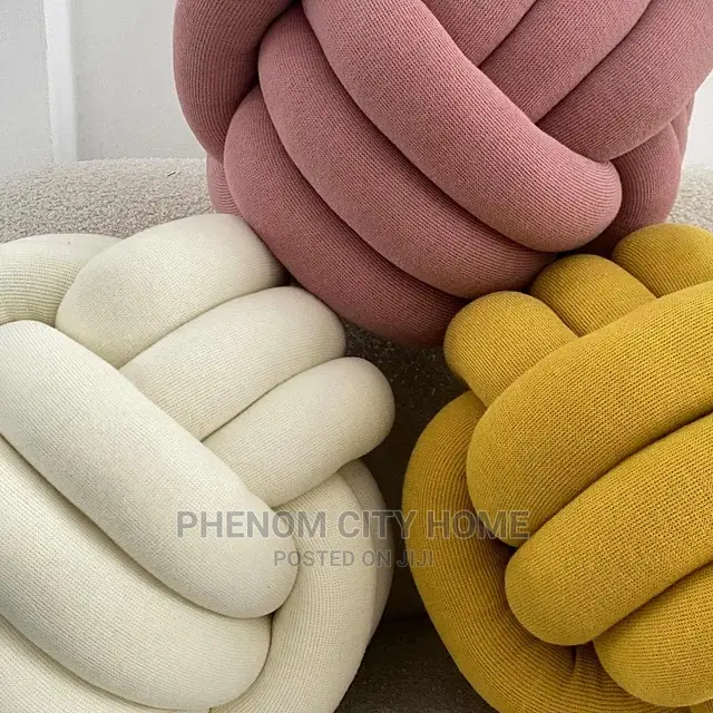Decor Knot Pillow