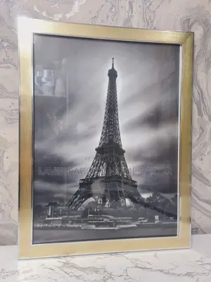 Eiffel Tower Decor Art in a A3 Photo Frame Size
