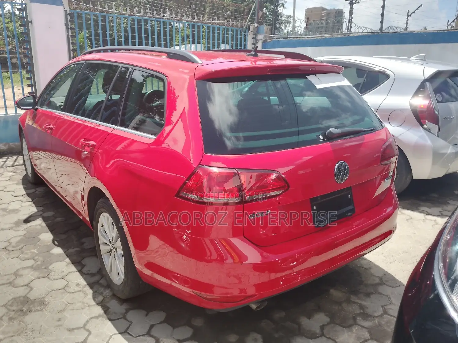 Volkswagen Golf 2016 Red