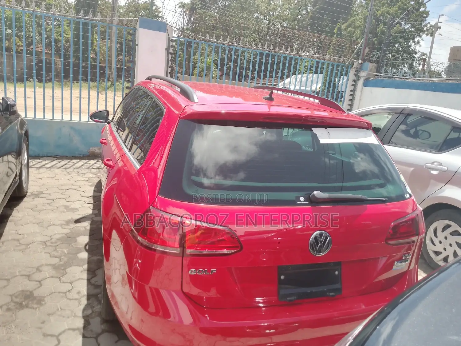 Volkswagen Golf 2016 Red