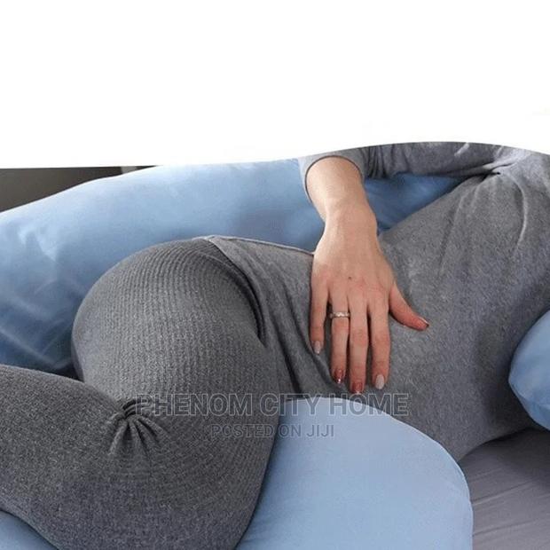 Woman Pregnancy Pillows - thumbnail 2