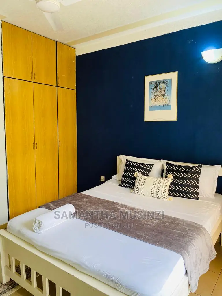 2 Bedroom Close to Beach