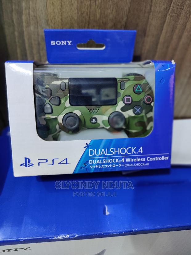 PS4 Original Dualshock Wireless Controller - thumbnail 2
