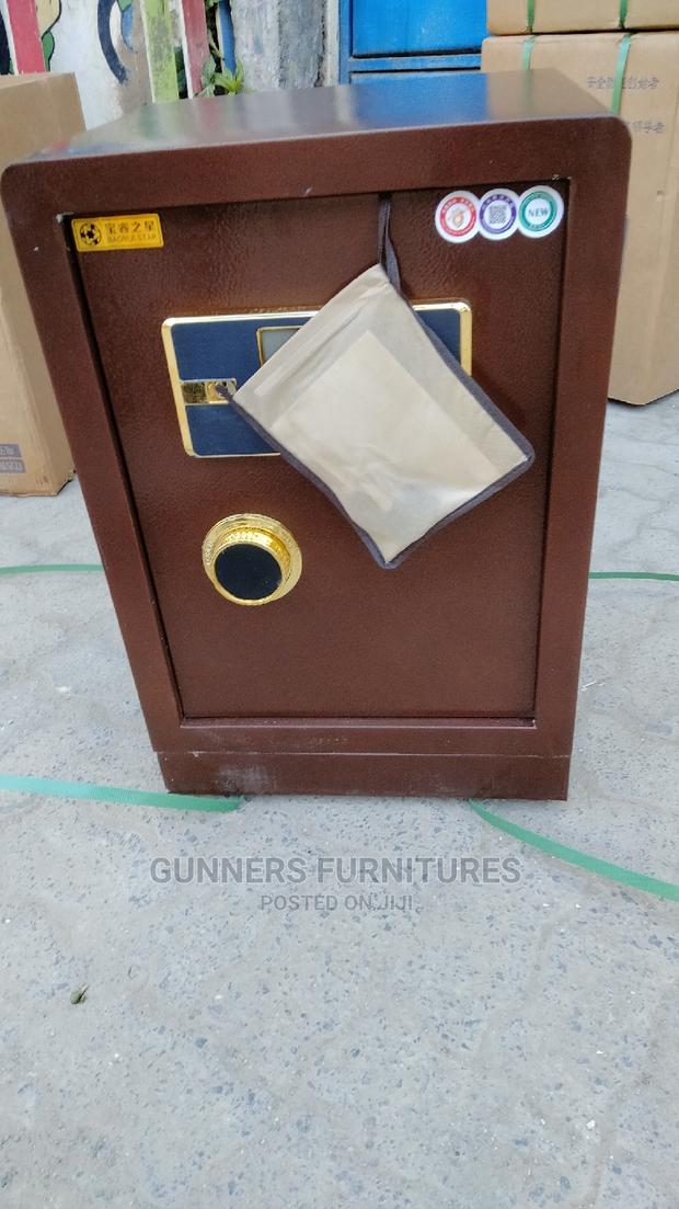 Safe Box Safe Box Safe Box Safe Box - thumbnail 3