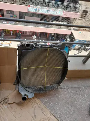 Isuzu NQR Elfu Radiator