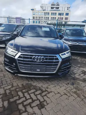 Audi Q5 2018 Black