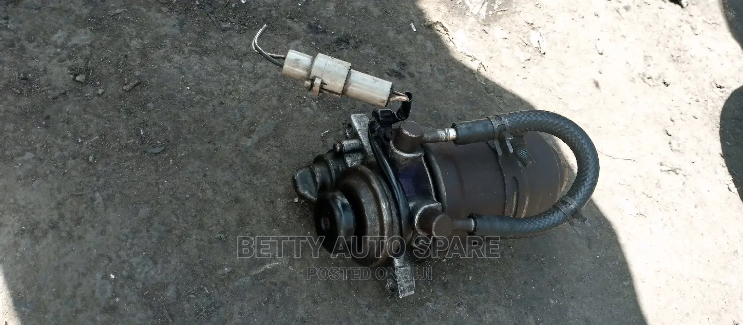 Toyota Prodo 120 Hand Pump