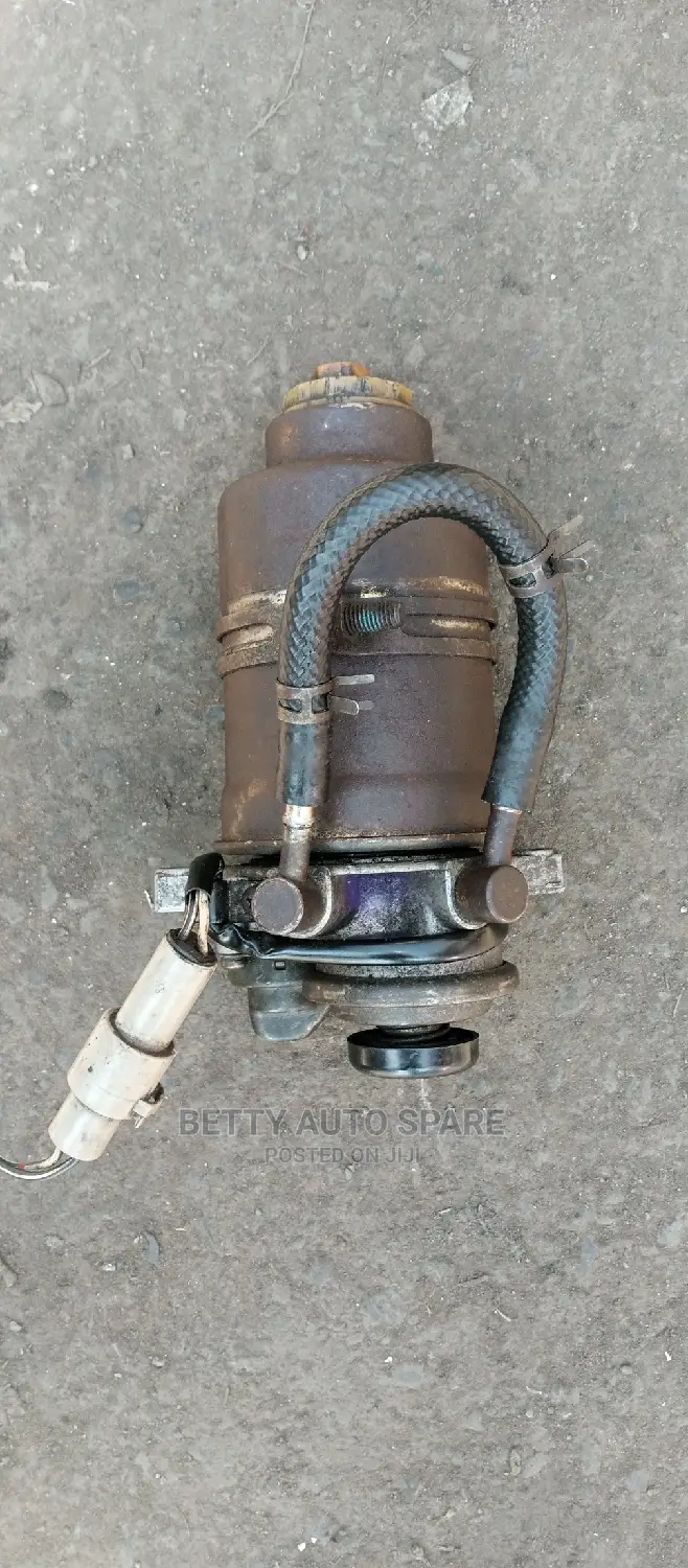 Toyota Prodo 120 Hand Pump
