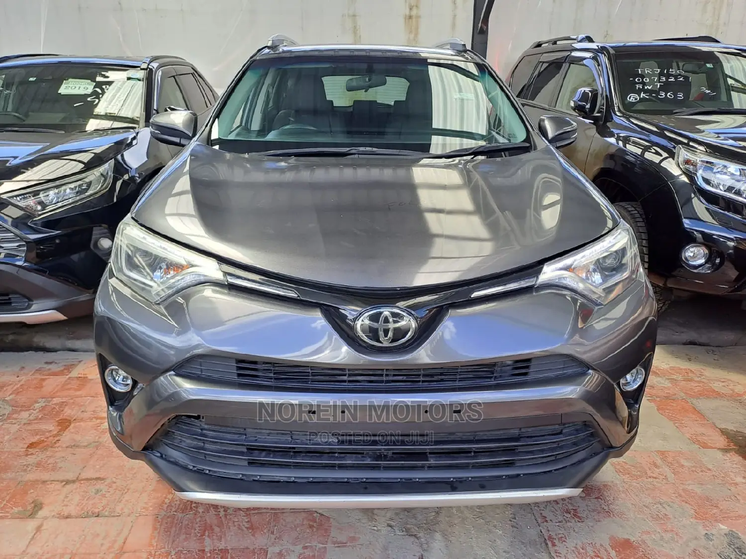 Toyota RAV4 2016 Gray