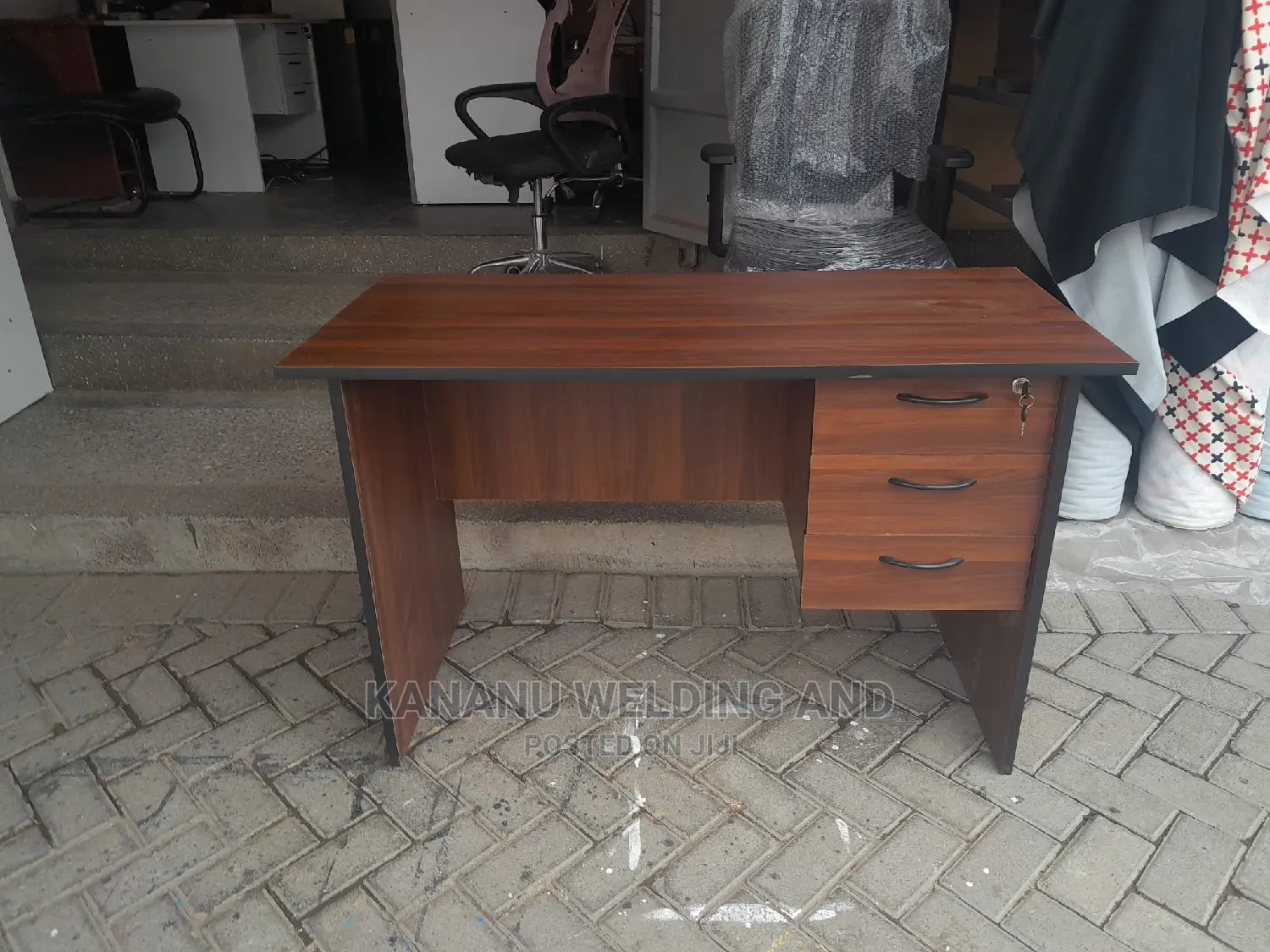 Office Desk