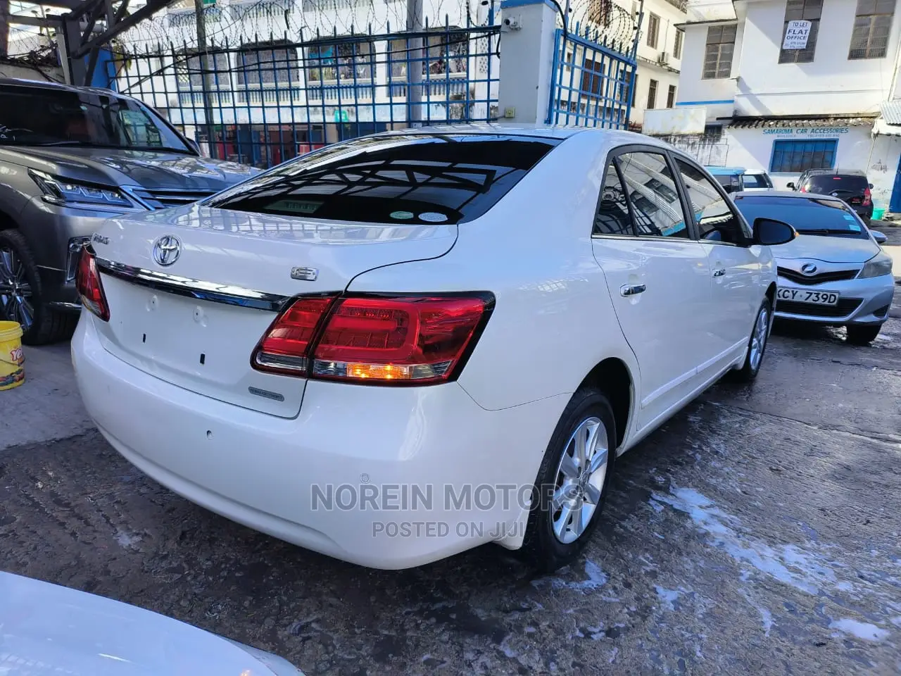 Toyota Premio 2016 White