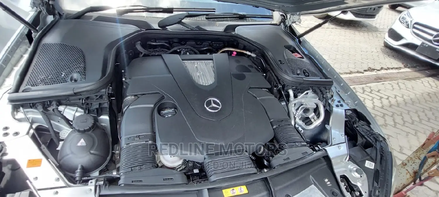 Mercedes-Benz E400 2017 Silver