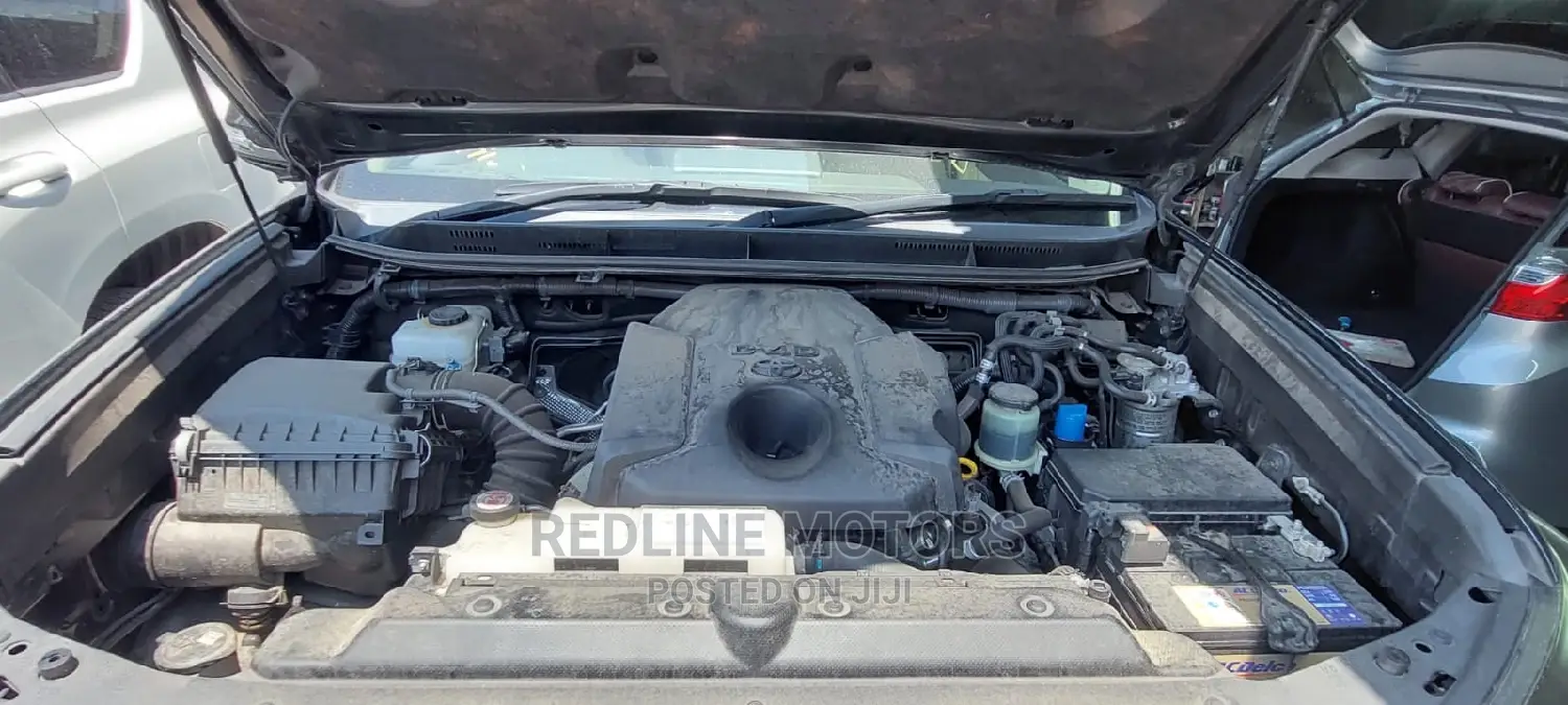 Toyota Land Cruiser Prado 2.8 D-4D 2016 Black