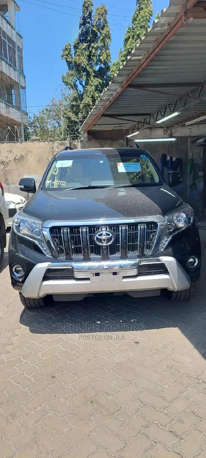 Toyota Land Cruiser Prado 2.8 D-4D 2016 Black