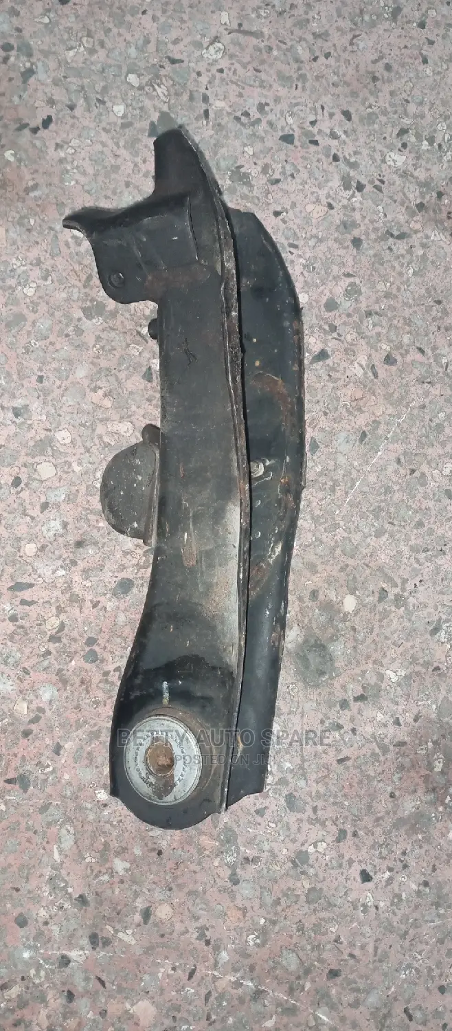 Toyota Towance Lower Arm