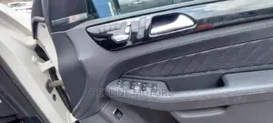 Mercedes-Benz GLC-Class 2017 Pearl