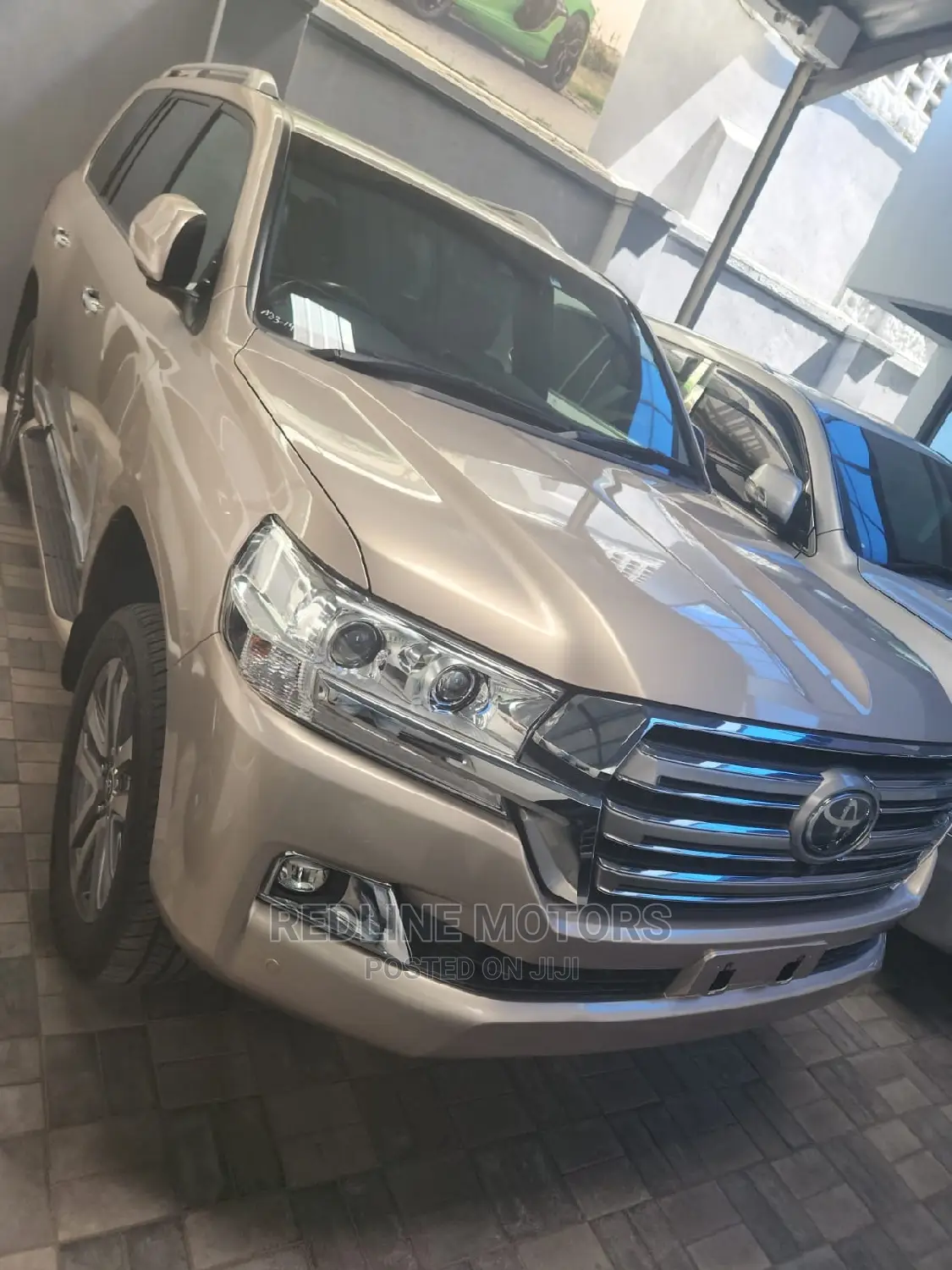 Toyota Land Cruiser 4.6 V8 ZX 2016 Silver
