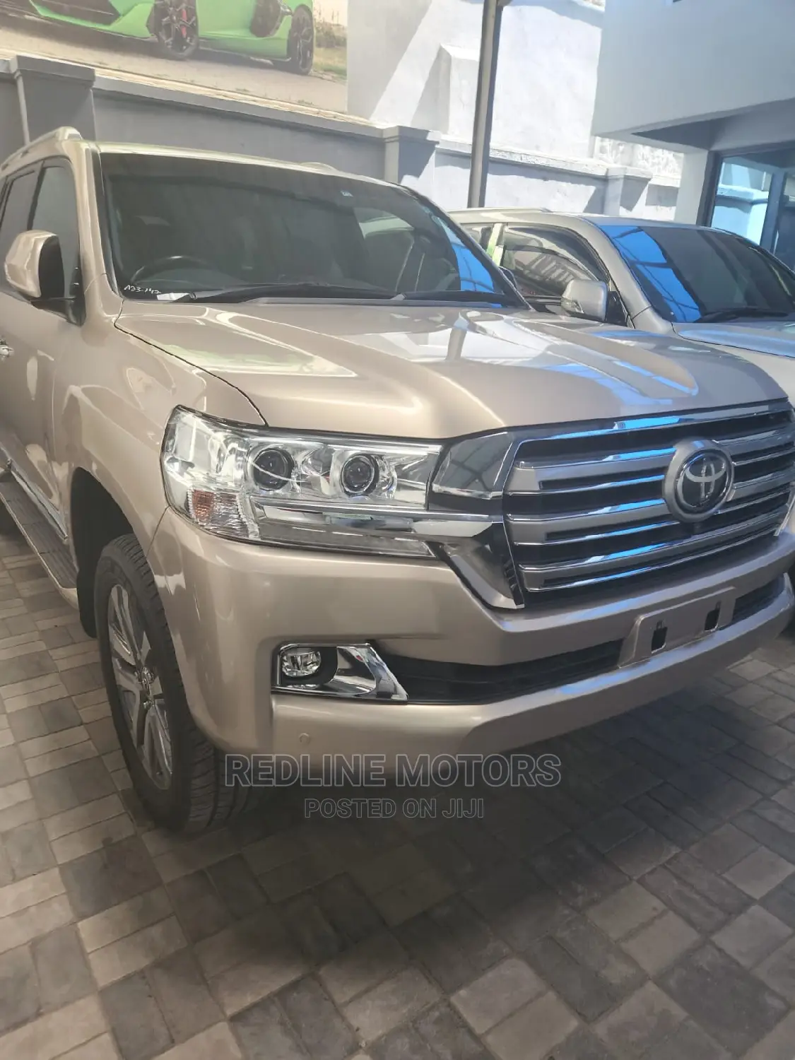 Toyota Land Cruiser 4.6 V8 ZX 2016 Silver