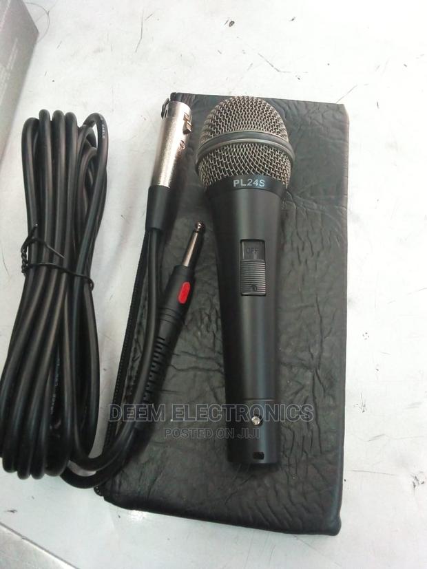 Corded/Wired Microphone EV Pl24s (5 Meters Long Cable) - main view