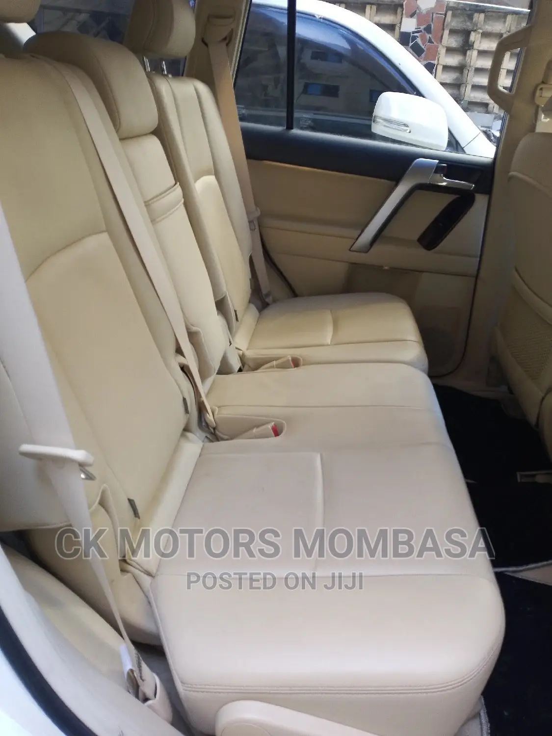 Toyota Land Cruiser Prado 2016 White