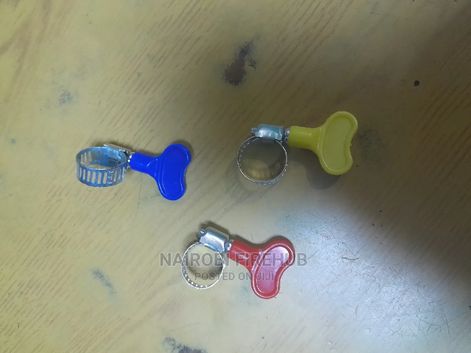 Hose Clips With Plastic Handle