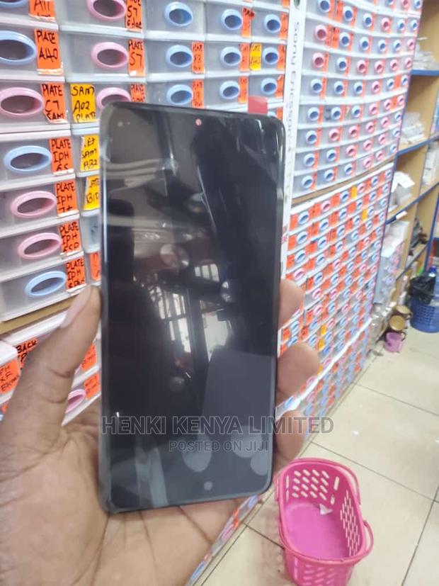 Samsung S20+ Screen With Warranty - main view