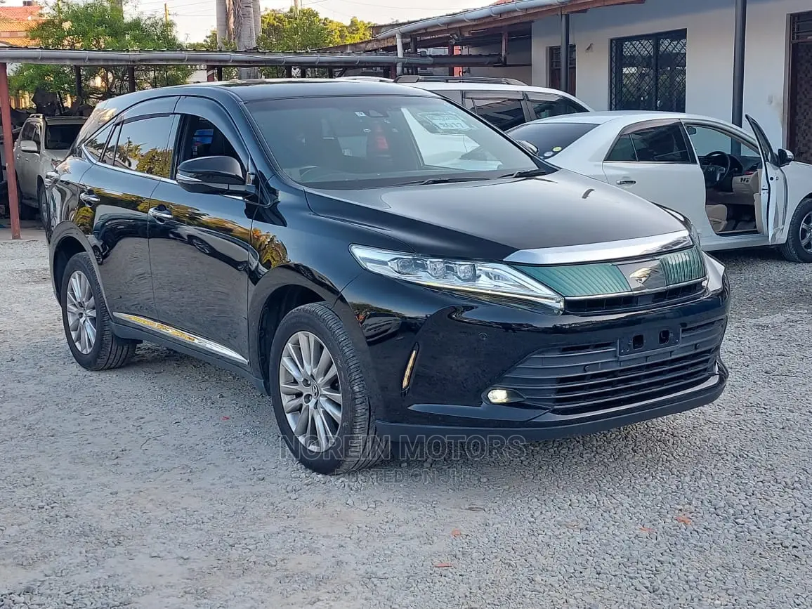 Toyota Harrier 2017 Black