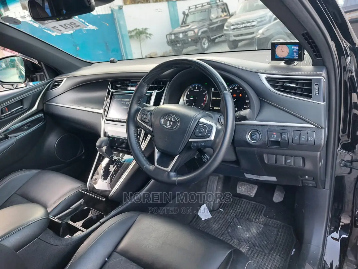 Toyota Harrier 2017 Matt Black