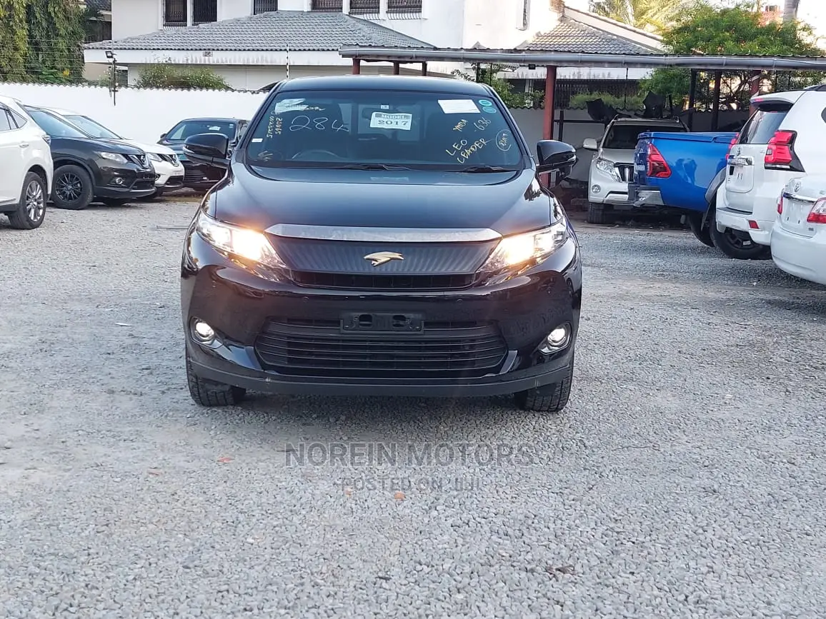 Toyota Harrier 2017 Matt Black